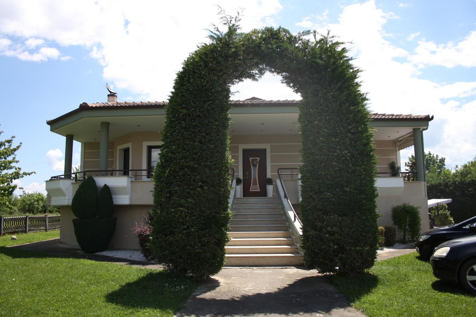 στην Apartment